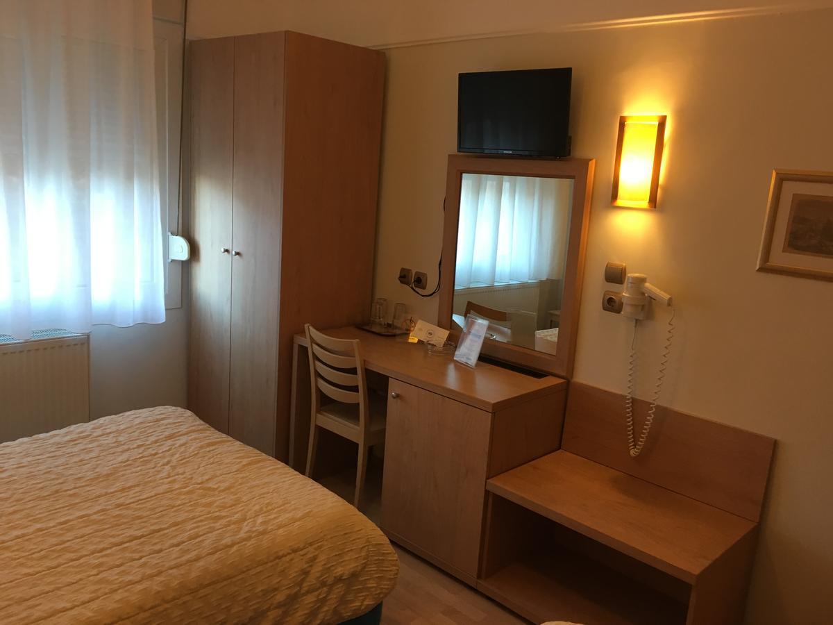 Hotel Orestion - Bike And Motorcycle Friendly Hotel Kastoria Exterior photo